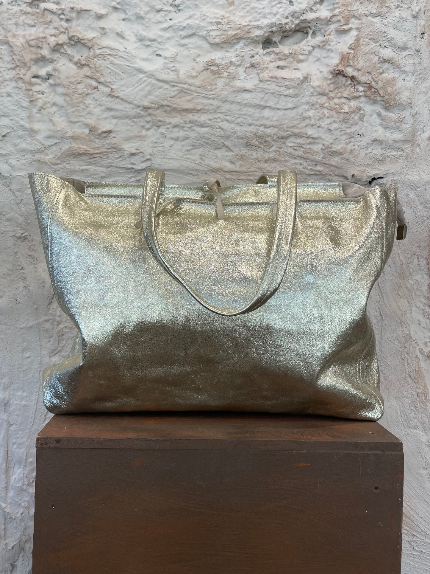 BOLSO SHOPPER PIEL ORO