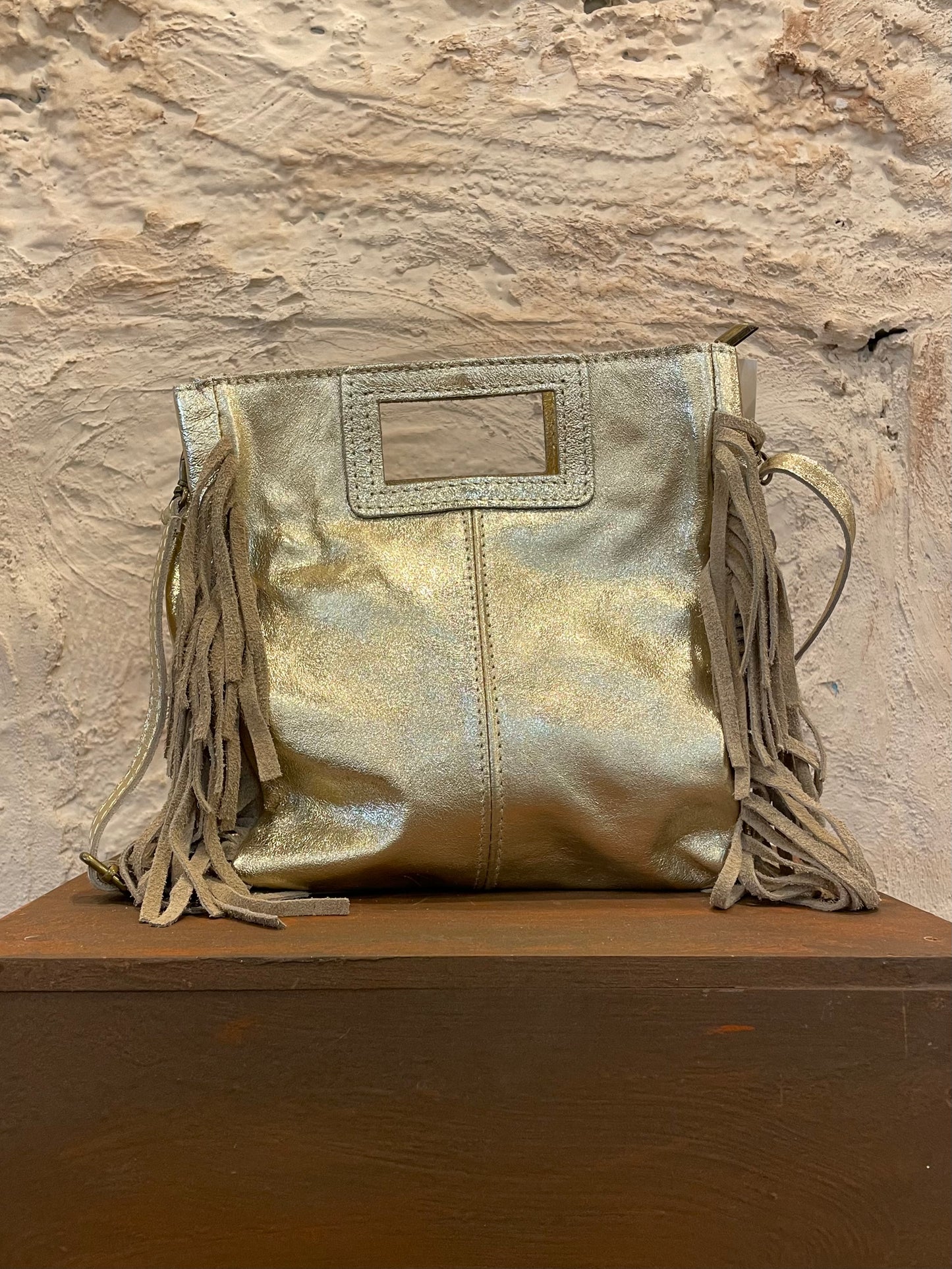 BOLSO PIEL FLECOS ORO